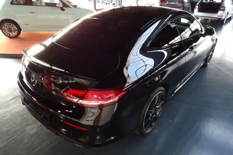 Mercedes-Benz C 300 din 2022 cu 65.545 km - oferta MER174758 - foto 24