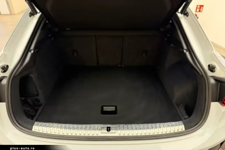 Audi Q3 din 2022 cu 64.444 km - oferta AUD174759 - foto 8