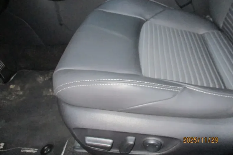 Toyota RAV4 din 2021 cu 95.427 km - oferta TOY174760 - foto 5