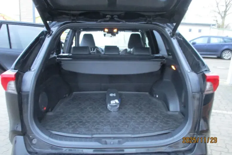 Toyota RAV4 din 2021 cu 95.427 km - oferta TOY174760 - foto 7