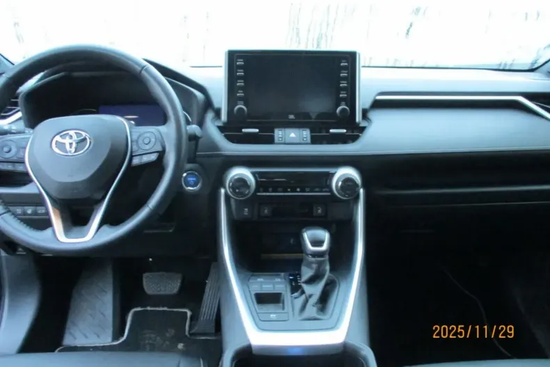 Toyota RAV4 din 2021 cu 95.427 km - oferta TOY174760 - foto 9