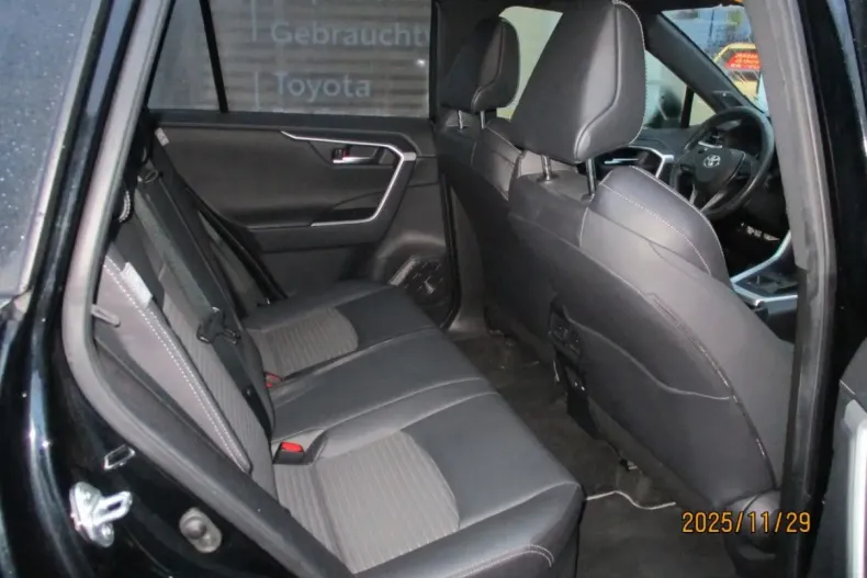 Toyota RAV4 din 2021 cu 95.427 km - oferta TOY174760 - foto 16