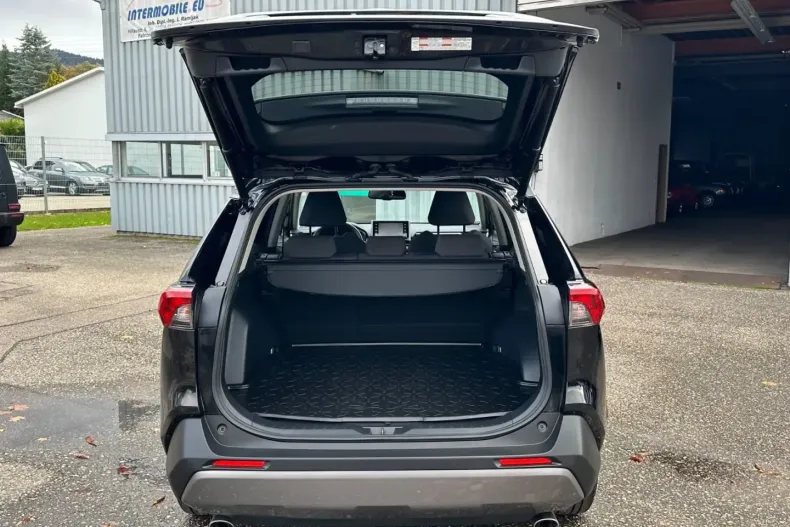 Toyota RAV4 din 2021 cu 99.882 km - oferta TOY174762 - foto 8