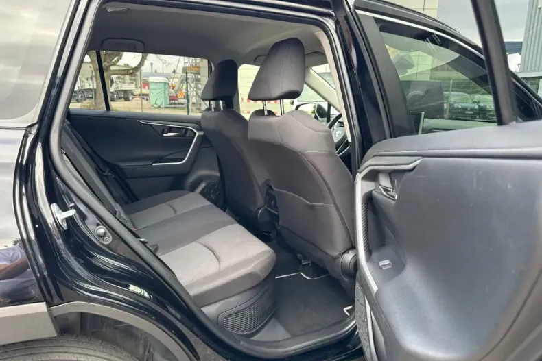 Toyota RAV4 din 2021 cu 99.882 km - oferta TOY174762 - foto 9