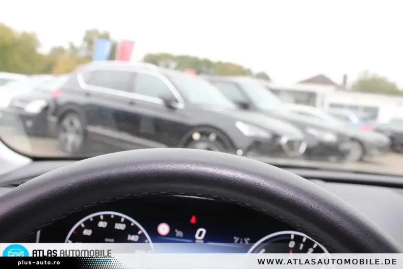 Mercedes-Benz C 300 din 2023 cu 48.000 km - oferta MER174763 - foto 10