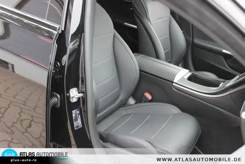 Mercedes-Benz C 300 din 2023 cu 48.000 km - oferta MER174763 - foto 11