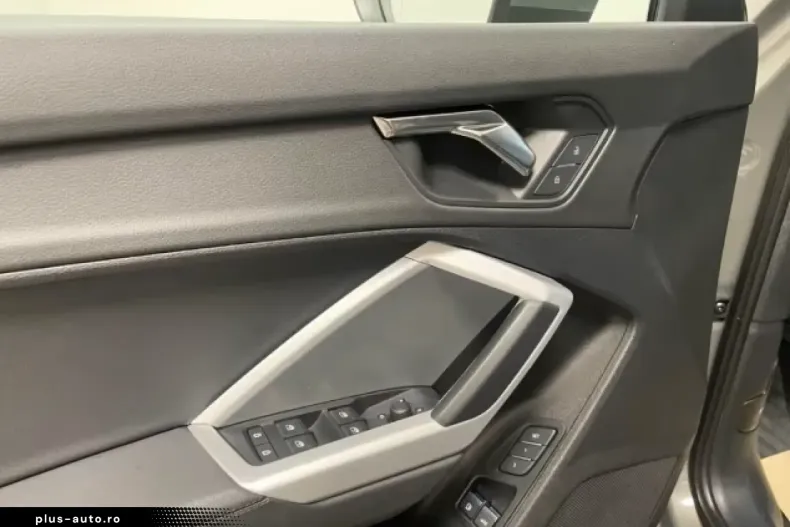 Audi Q3 din 2022 cu 45.675 km - oferta AUD174764 - foto 12