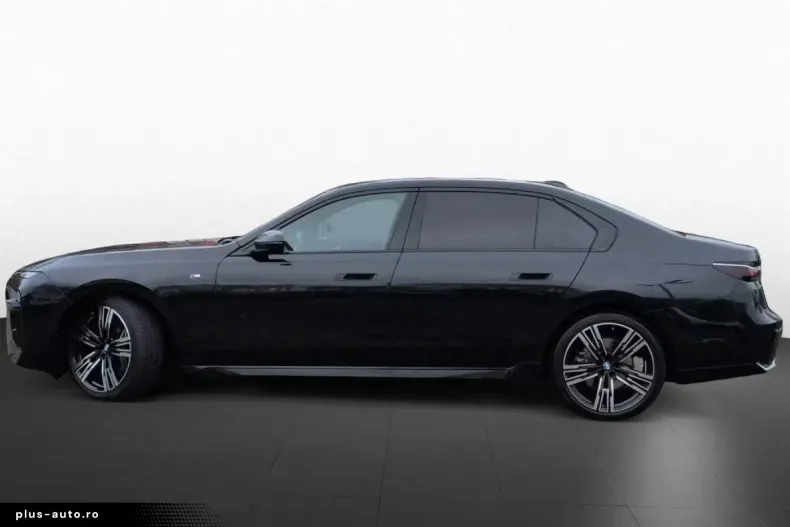 BMW 740 din 2025 cu 26.990 km - oferta BMW174765 - foto 4