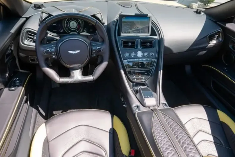 Aston Martin DBS din 2022 cu 10.156 km - oferta AST174767 - foto 20