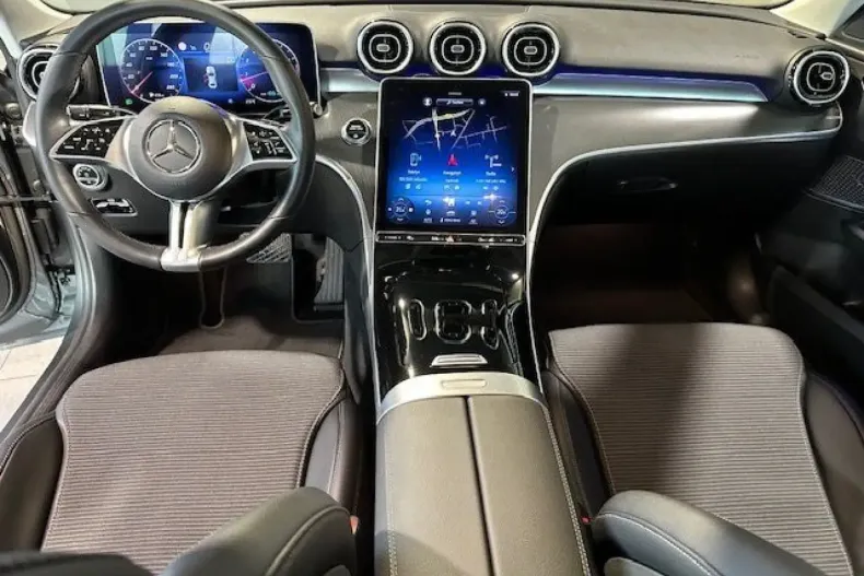 Mercedes-Benz C 300 din 2021 cu 23.526 km - oferta MER174769 - foto 7