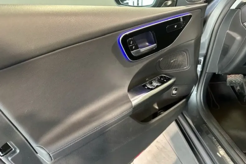 Mercedes-Benz C 300 din 2021 cu 23.526 km - oferta MER174769 - foto 12