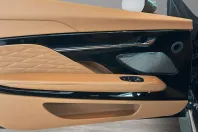 Aston Martin DB12 din 2024 cu 1.200 km - oferta AST174771 - foto 21