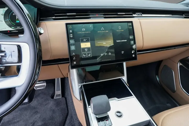 Land Rover Range Rover din 2025 cu 6.000 km - oferta LAN174774 - foto 19