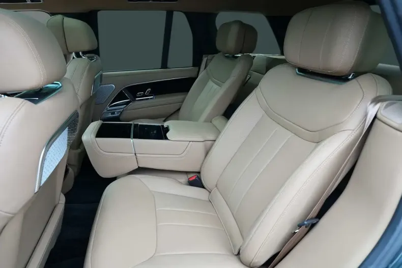 Land Rover Range Rover din 2025 cu 6.000 km - oferta LAN174774 - foto 25