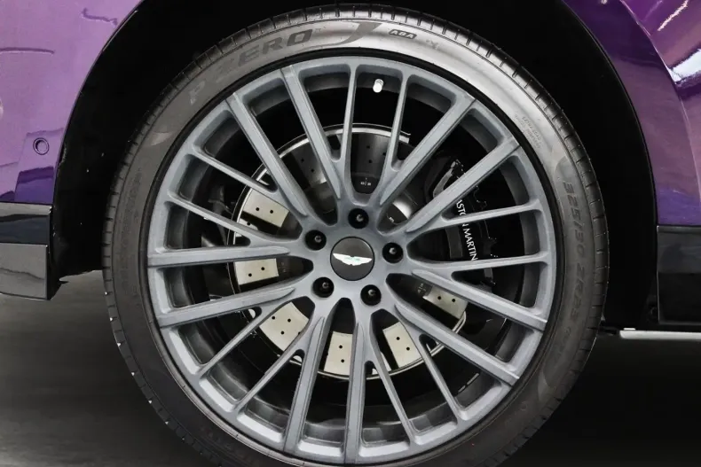 Aston Martin DBX din 2024 cu 1.420 km - oferta AST174776 - foto 4