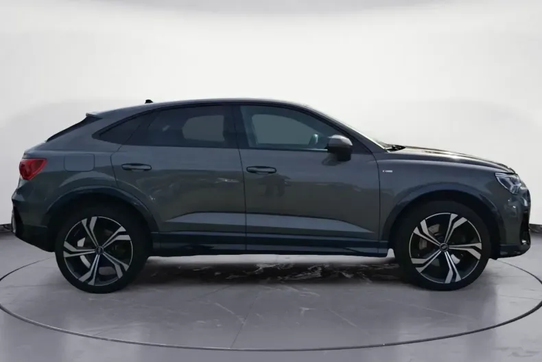 Audi Q3 din 2022 cu 84.324 km - oferta AUD174784 - foto 5