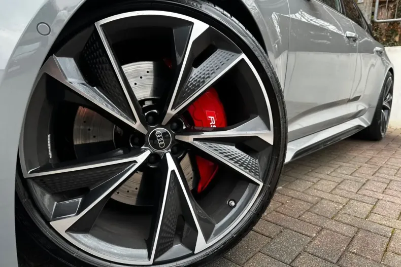 Audi RS6 din 2023 cu 16.000 km - oferta AUD174785 - foto 15