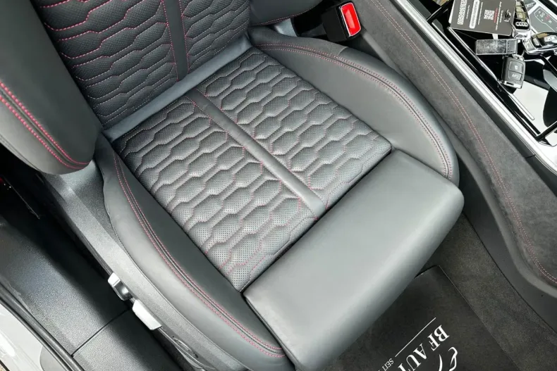 Audi RS6 din 2023 cu 16.000 km - oferta AUD174785 - foto 29