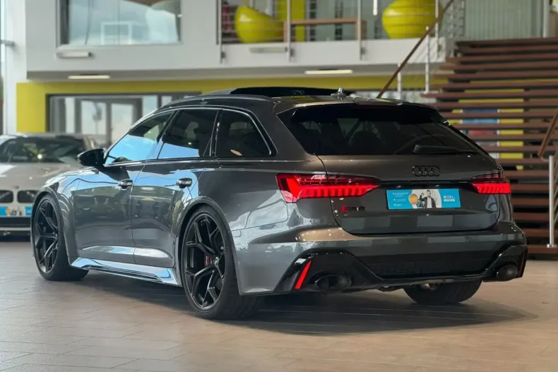 Audi RS6 din 2023 cu 40.000 km - oferta AUD174787 - foto 3