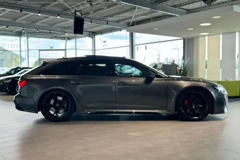 Audi RS6 din 2023 cu 40.000 km - oferta AUD174787 - foto 7