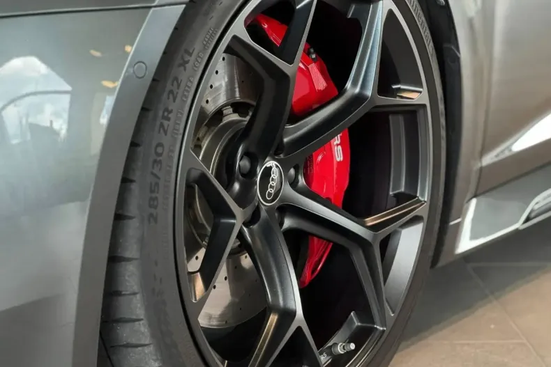 Audi RS6 din 2023 cu 40.000 km - oferta AUD174787 - foto 12