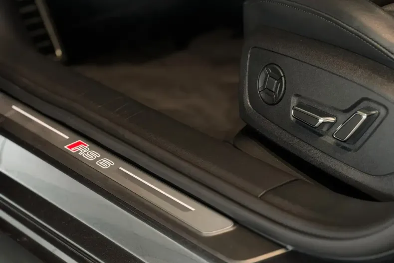 Audi RS6 din 2023 cu 40.000 km - oferta AUD174787 - foto 15