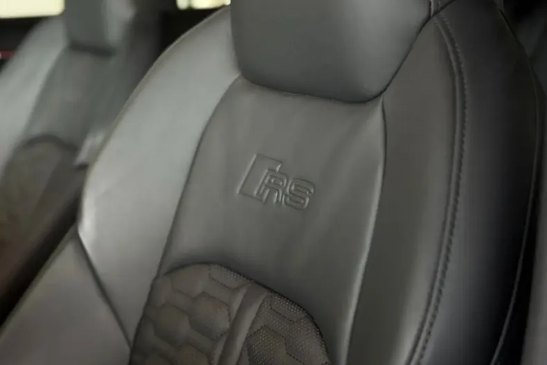 Audi RS6 din 2023 cu 40.000 km - oferta AUD174787 - foto 17