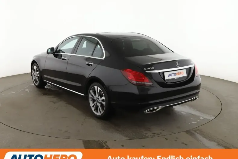 Mercedes-Benz C 300 din 2021 cu 68.483 km - oferta MER174788 - foto 3