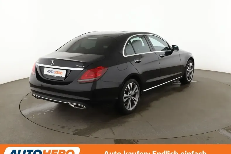 Mercedes-Benz C 300 din 2021 cu 68.483 km - oferta MER174788 - foto 5