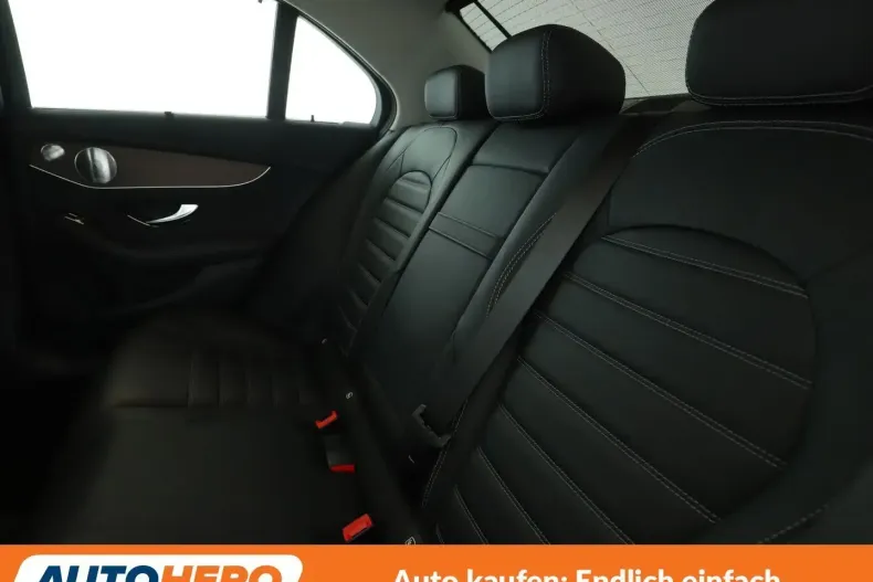 Mercedes-Benz C 300 din 2021 cu 68.483 km - oferta MER174788 - foto 13