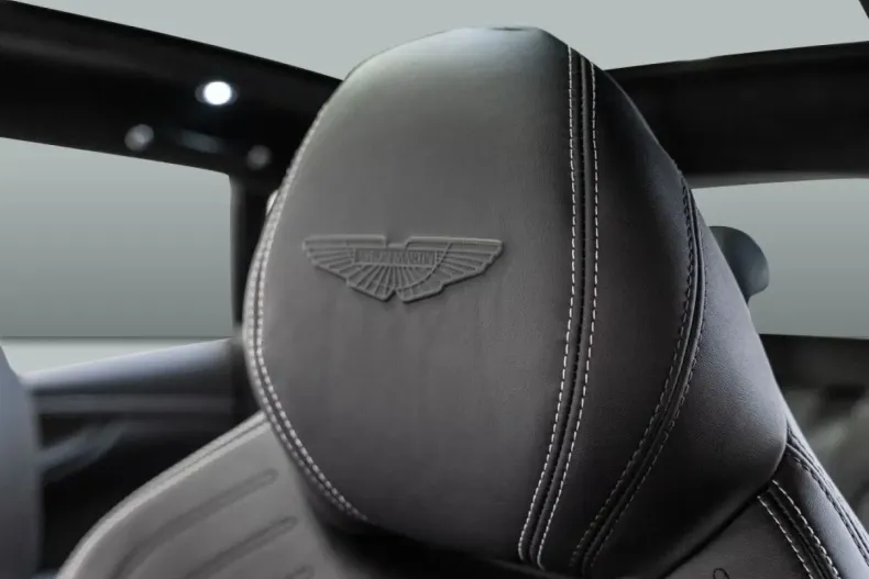 Aston Martin DBX din 2024 cu 12.073 km - oferta AST174789 - foto 5