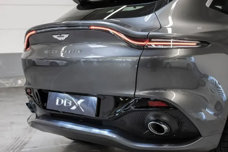 Aston Martin DBX din 2024 cu 12.073 km - oferta AST174789 - foto 8