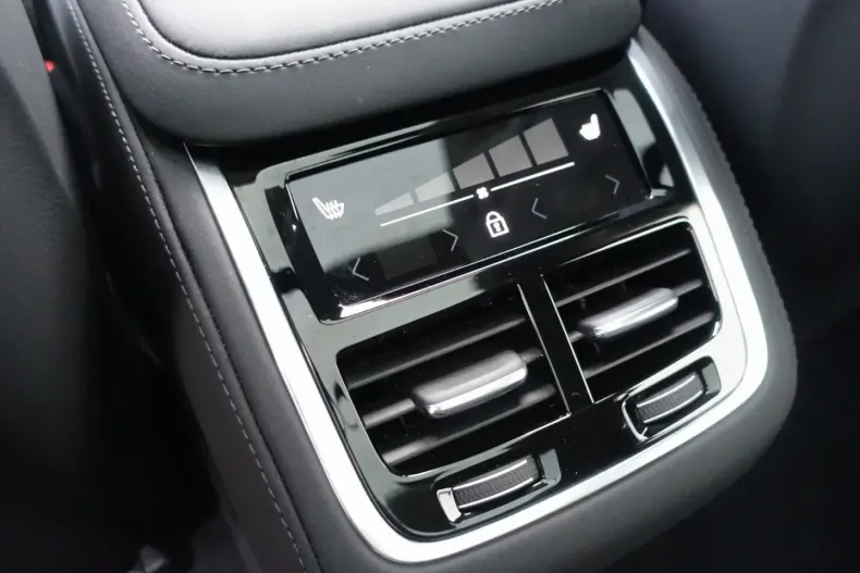 Volvo XC90 din 2025 cu 7.100 km - oferta VOL174790 - foto 19