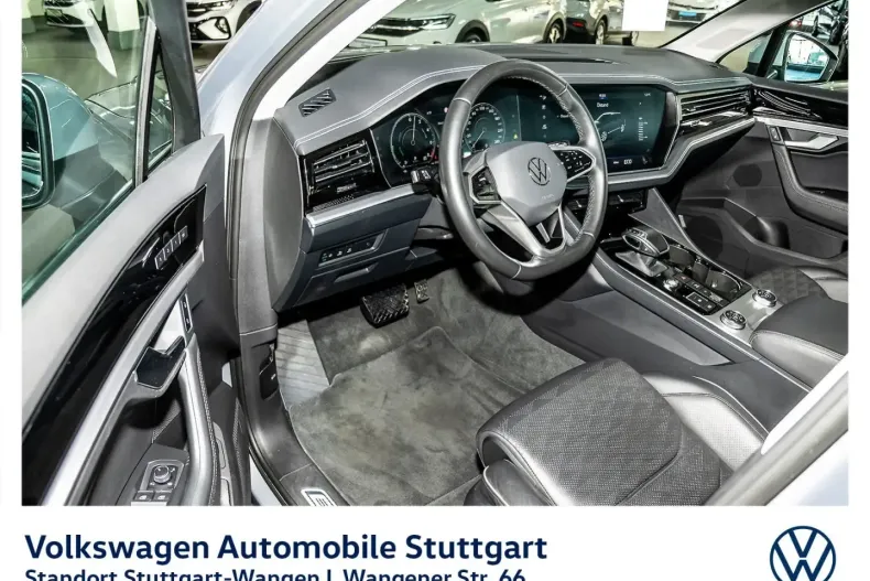 Volkswagen Touareg din 2022 cu 73.503 km - oferta VOL174793 - foto 3