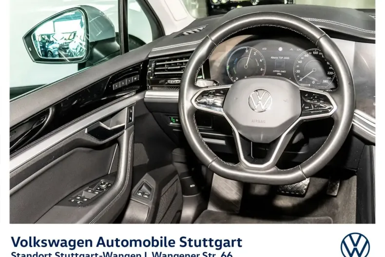 Volkswagen Touareg din 2022 cu 73.503 km - oferta VOL174793 - foto 9
