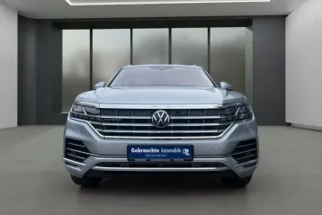 Volkswagen Touareg din 2021 - oferta VOL174795