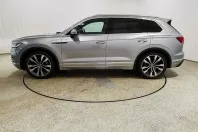 Volkswagen Touareg din 2021 cu 50.500 km - oferta VOL174796 - foto 2