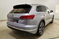 Volkswagen Touareg din 2021 cu 50.500 km - oferta VOL174796 - foto 3