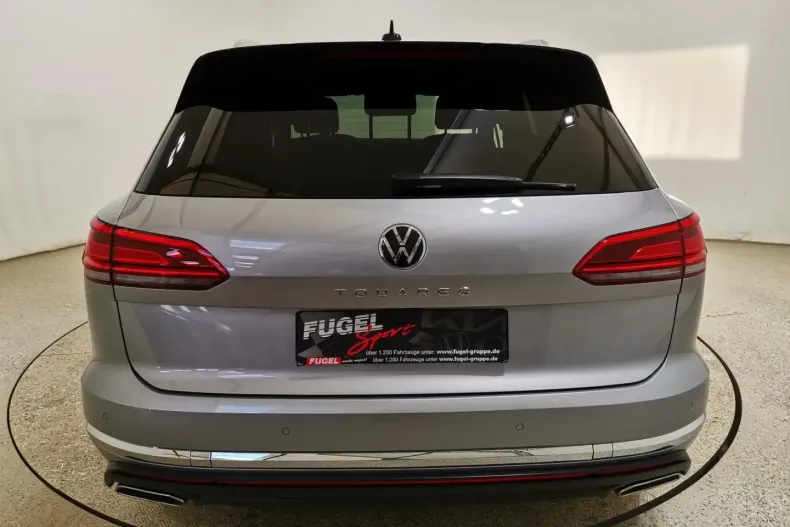 Volkswagen Touareg din 2021 cu 50.500 km - oferta VOL174796 - foto 27