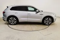 Volkswagen Touareg din 2021 cu 50.500 km - oferta VOL174796 - foto 29