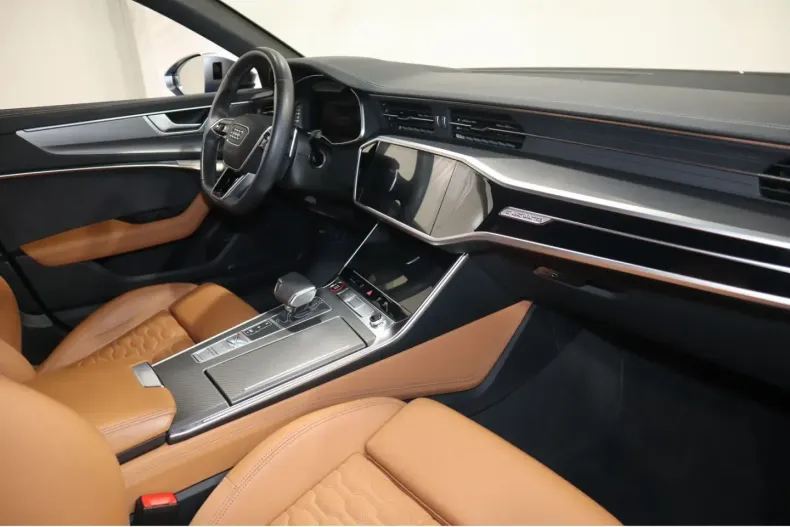 Audi RS6 din 2022 cu 27.478 km - oferta AUD174800 - foto 6