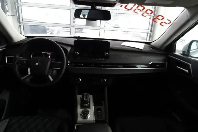 Mitsubishi Outlander din 2024 cu 33.000 km - oferta MIT174803 - foto 10