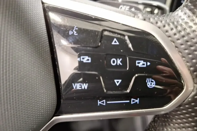 Volkswagen Touareg din 2021 cu 56.750 km - oferta VOL174808 - foto 21