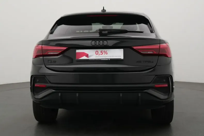 Audi Q3 din 2022 cu 77.408 km - oferta AUD174809 - foto 3