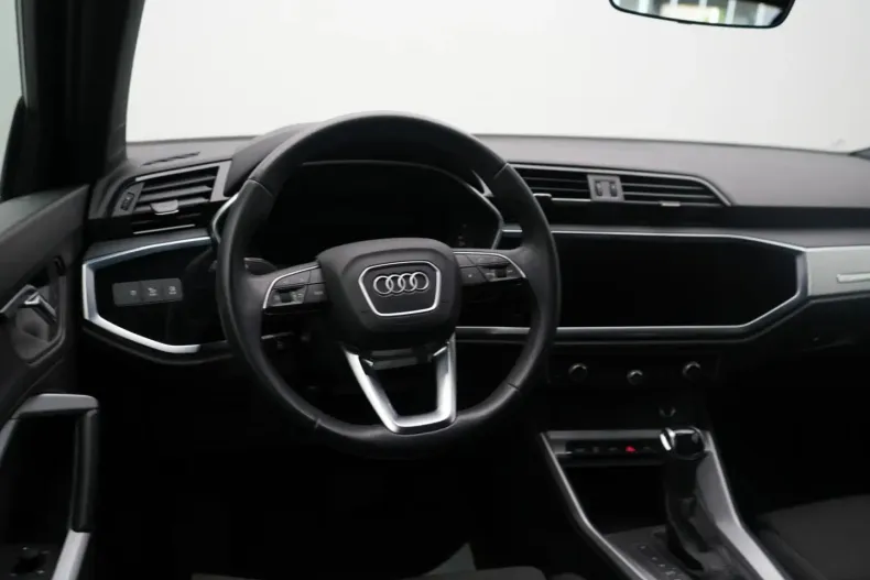 Audi Q3 din 2022 cu 77.408 km - oferta AUD174809 - foto 5