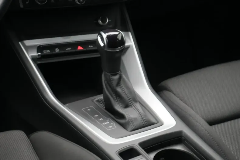 Audi Q3 din 2022 cu 77.408 km - oferta AUD174809 - foto 9