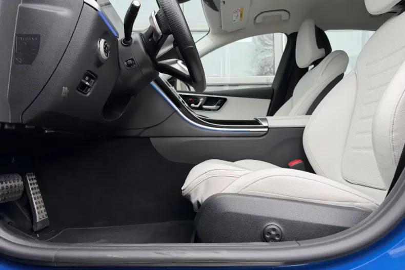 Mercedes-Benz C 300 din 2022 cu 46.936 km - oferta MER174814 - foto 13