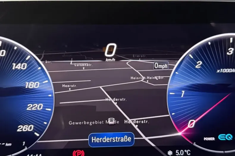 Mercedes-Benz C 300 din 2022 cu 46.936 km - oferta MER174814 - foto 33