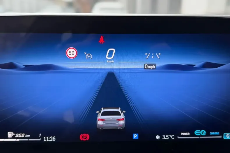 Mercedes-Benz C 300 din 2022 cu 46.936 km - oferta MER174814 - foto 34