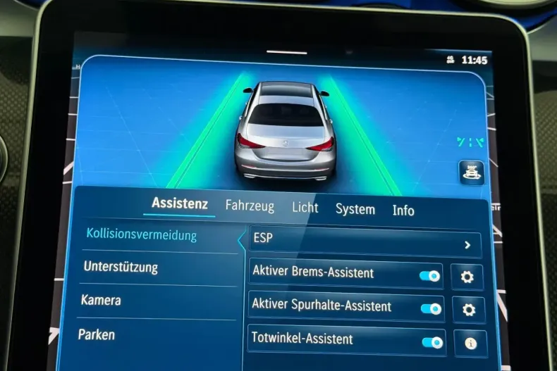 Mercedes-Benz C 300 din 2022 cu 46.936 km - oferta MER174814 - foto 40